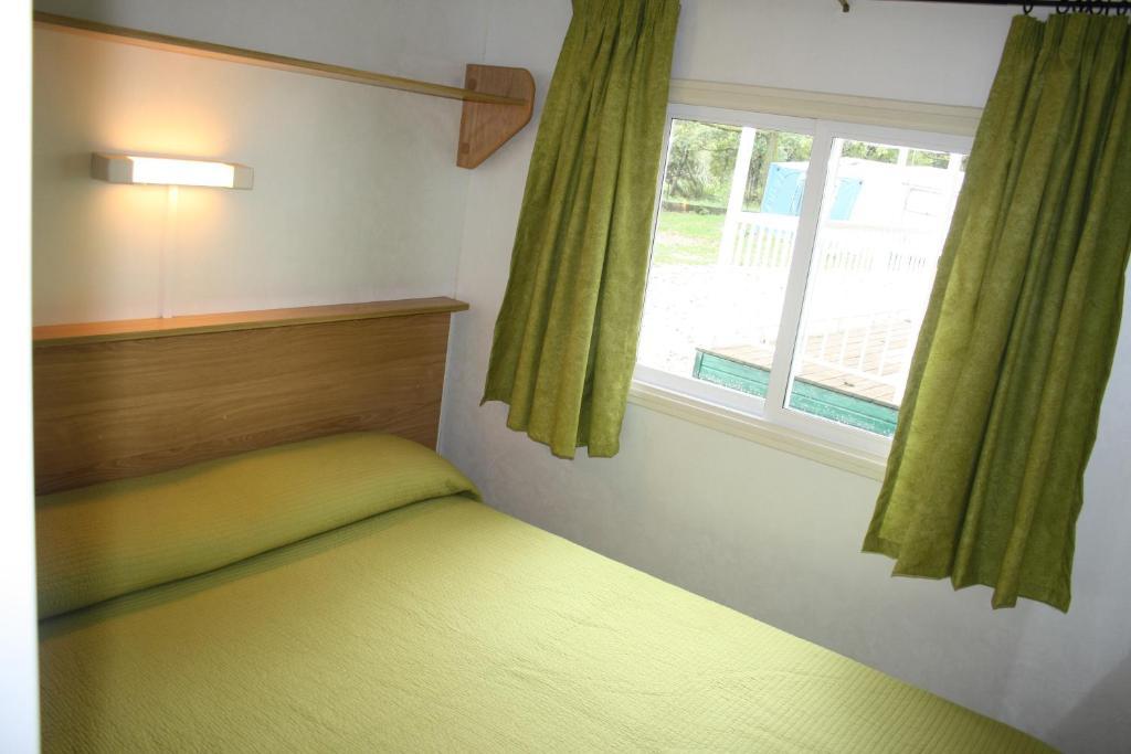 Bungalows Conca De Ter Vilallonga de Ter Chambre photo